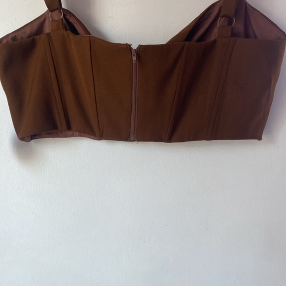 Remi x Revolve 1X Jodi Crop Top - Picture 2 of 12